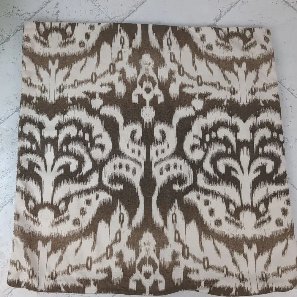 Pottery Barn Valencia Red Paisley Ikat Print Cotton Linen Pillow Cover 18